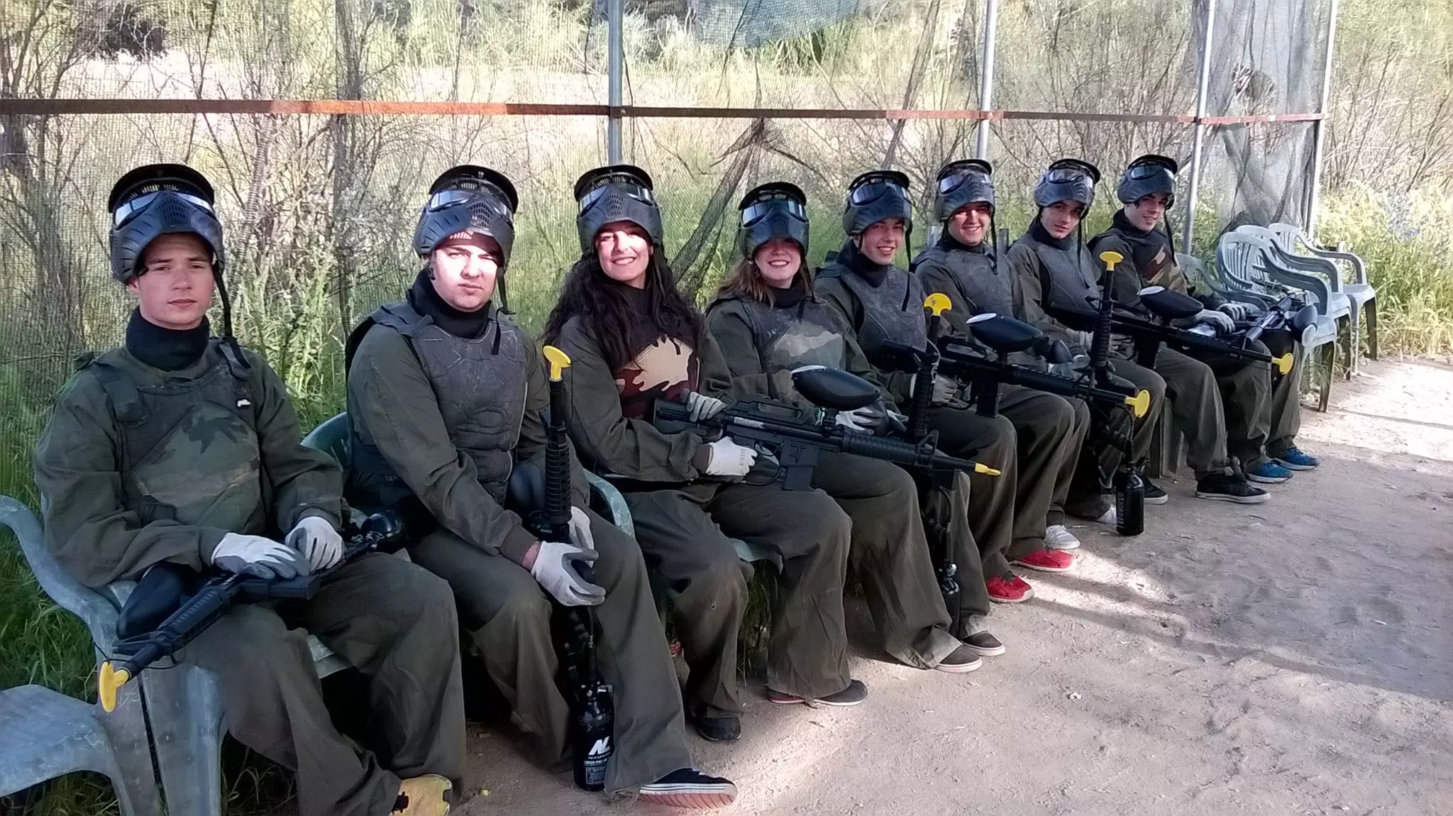 Click to enlarge image grupo-paintball-madrid-4.jpg